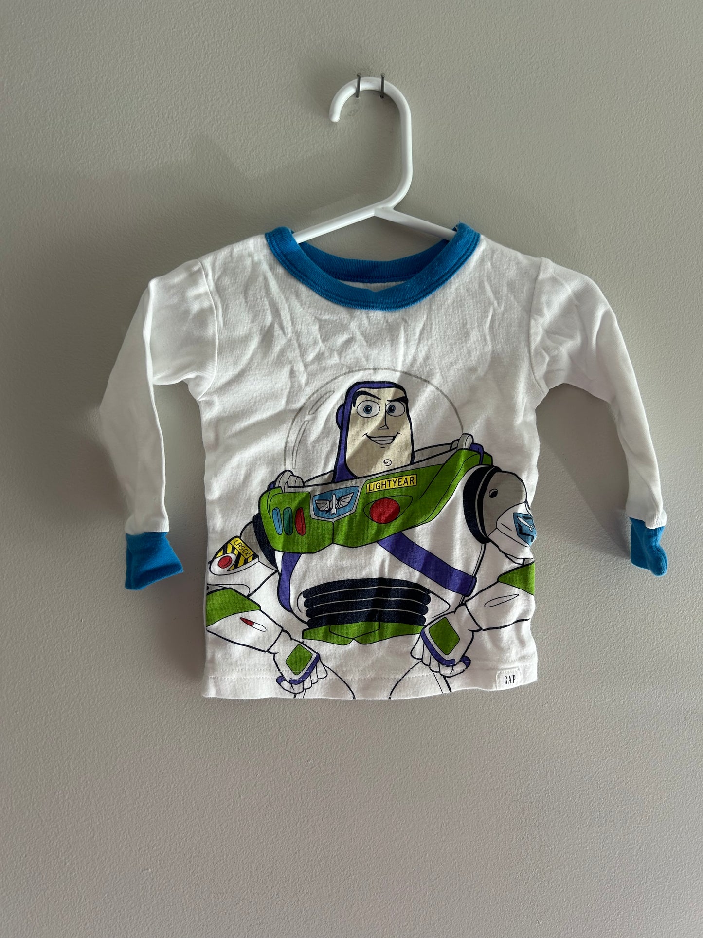 Gap 6/12m buz light year 2pc sleep set