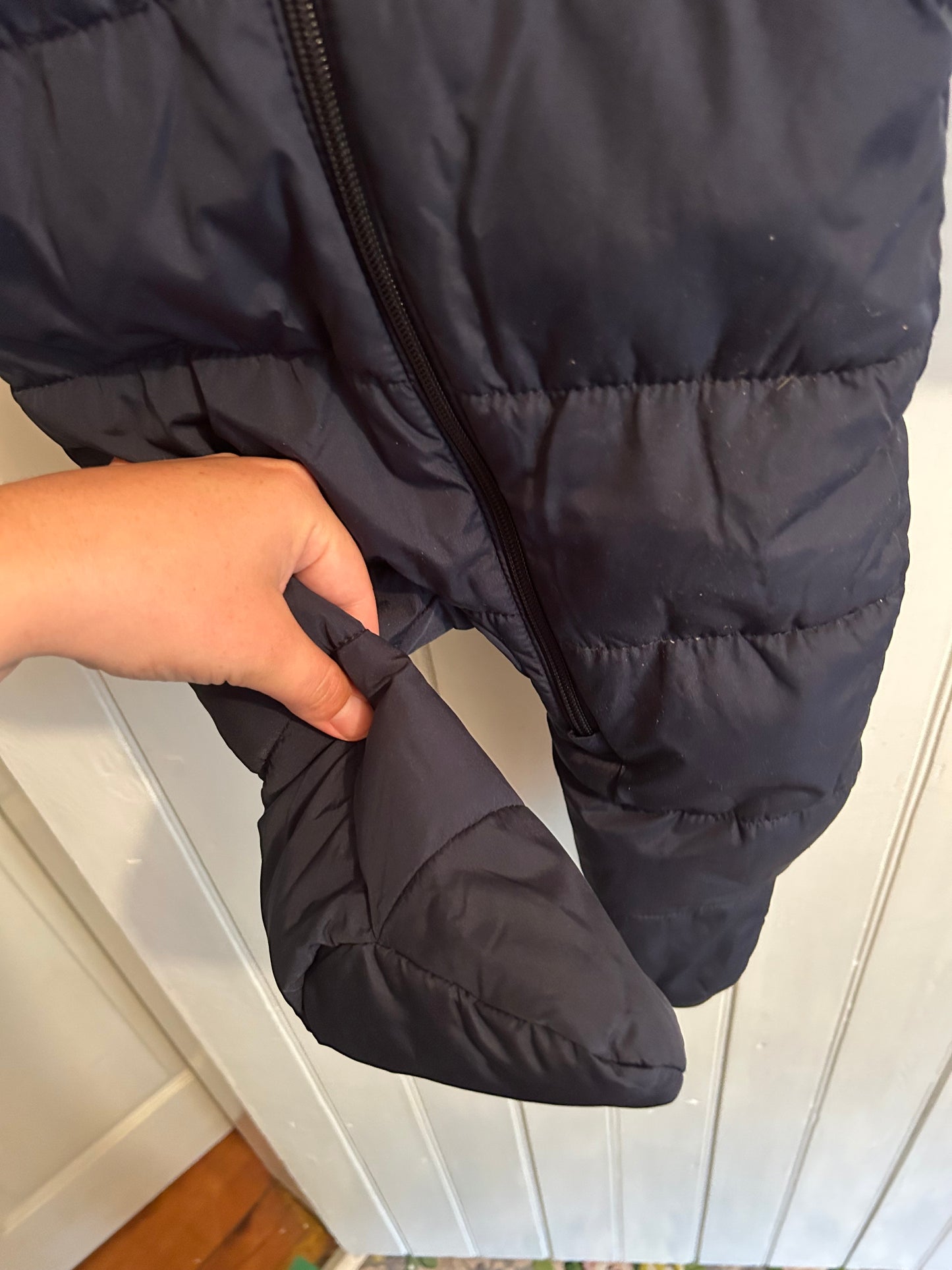 Old navy 3/6m navy snowsuit